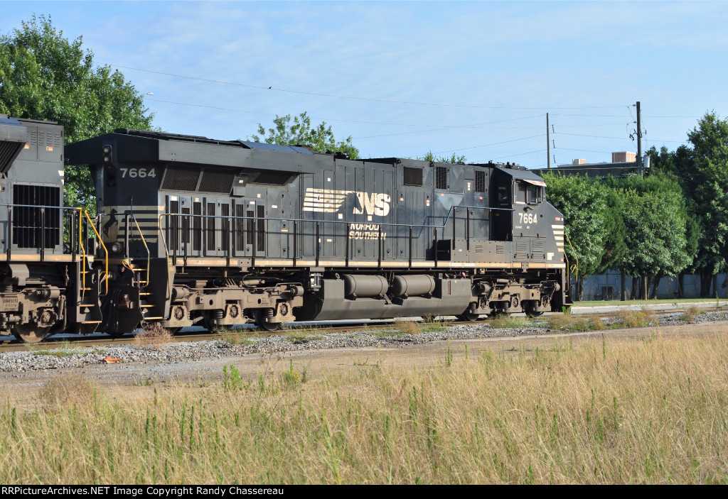 NS 7664 NS Train 192